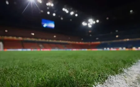 PSG vs Bayern: Diaz Secures Lead, Dembélé Exits with Injury