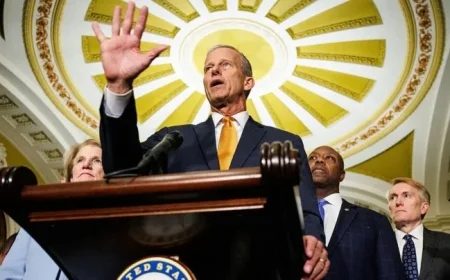 Senators Inch Closer to Deal Ending Government Shutdown