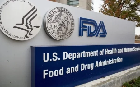 FDA Faces Scandal: Top Drug Regulator Resigns Amid “Clown Show” Criticism