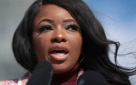 Democrats Allred and Talarico Highlight Endorsements as Crockett Targets Texas Senate Race