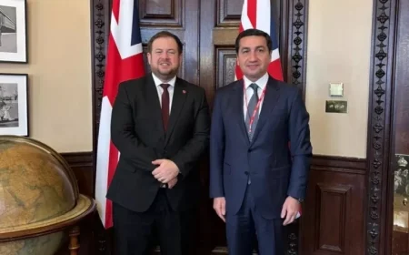 Azerbaijani Aide Meets UK Minister to Strengthen Tech and Defense Ties