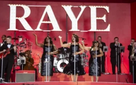 Azerbaijan Presidential Aide Meets with UK Minister of State