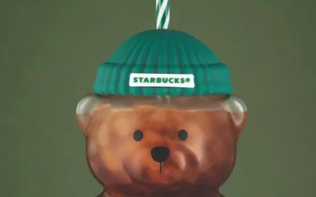 Starbucks Unveils Bearista Cup for 2025 Holiday Season