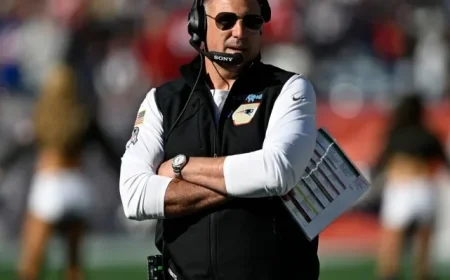 Mike Vrabel Clarifies Patriots’ Lack of Moves at NFL Trade Deadline