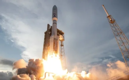 Atlas V Rocket Launches Massive Communications Satellite into Orbit Today