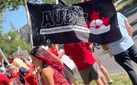 Alberta Hospital Nurses Vote 98% to Strike Before Mediation