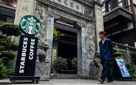 Starbucks Relinquishes Control in Once-Dominant Chinese Market