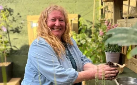 Charlie Dimmock’s 28-Year Career: Witness Her Transformation in 13 Photos