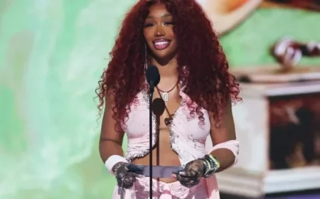 “We Have No Connection, I Don’t Know Her”