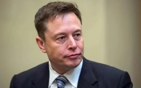 Tesla Stock Climbs as Shareholders Approve Musk’s Compensation Package