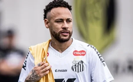 Neymar Excluded from Santos vs. Palmeiras Match