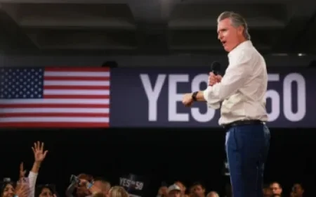 Rams Choose Stability, Make No Moves at Trade Deadline