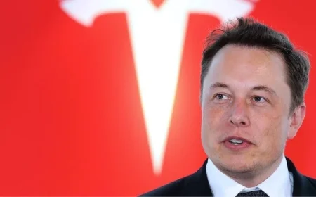 Elon Musk and Tesla today: TSLA slips after pay package approval as Optimus chatter builds and Musk’s net worth hovers near $490B