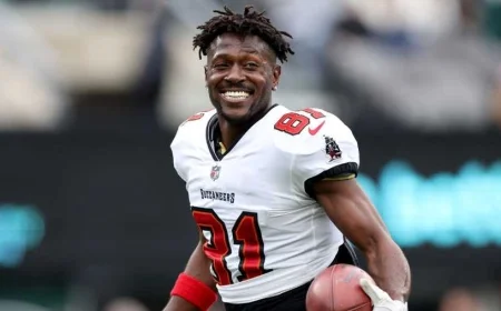 Antonio Brown net worth in 2025: why estimates show a negative balance and what the bankruptcy filings actually mean