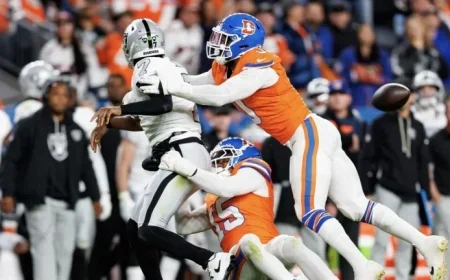 Geno Smith Determined to Persevere Through Challenges