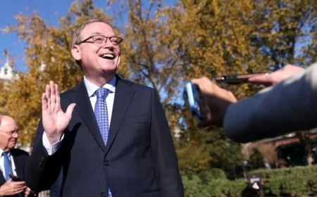 White House Adviser Warns of Severe Impact from US Government Shutdown