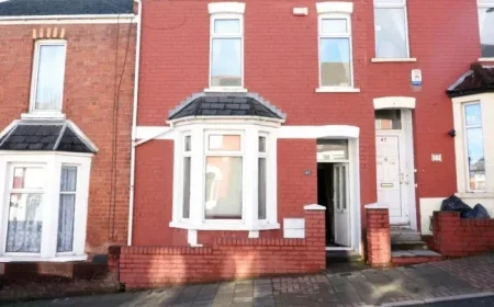 Stay at Gavin & Stacey’s Iconic Doris’s House in Barry