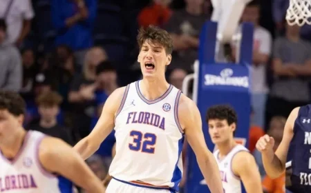 Tallest Teen Breaks Record as College Basketball’s Tallest Player