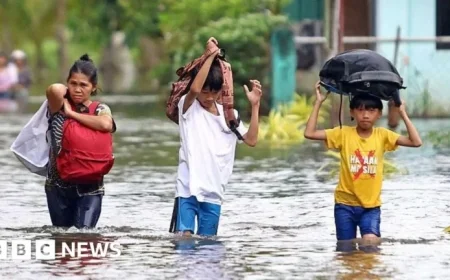 Typhoon Fung-Wong Strikes Philippines Following Fatal Kalmaegi