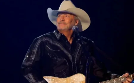 Alan Jackson’s Triumphant Stands in Country Music History