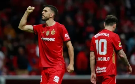 Paulinho’s Goal Secures Hat-Trick Championship Victory