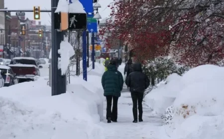 La Niña Sparks Early Great Lakes Snowstorm with Up to 2 Feet Expected