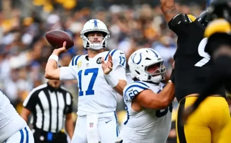 Eli Manning Urges Colts to Pursue Daniel Jones Aggressively