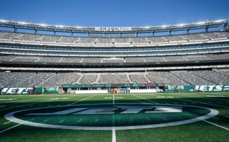 Wet, Windy Showdown Set for Jets vs. Browns at MetLife Stadium