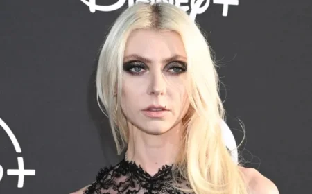 Taylor Momsen Stuns in Gothic Gown at Rock & Roll Hall of Fame