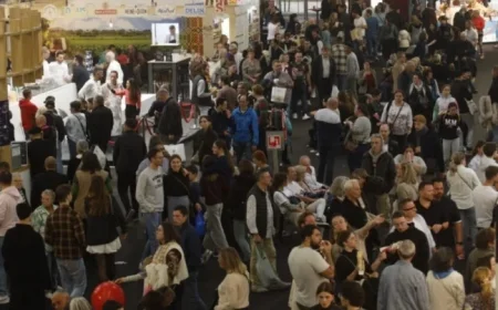 Dijon Fair Draws Huge Crowds Ahead of French Pizza Championships