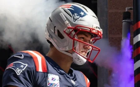 Drake Maye Offers Patriots Solution to Tom Brady Dilemma Against Mayfield