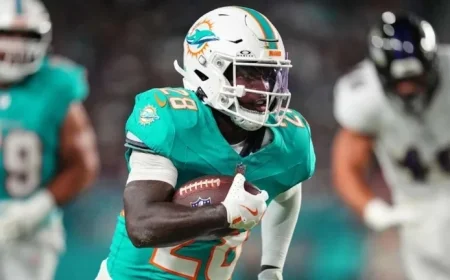 Dolphins’ De’Von Achane Highlighted in 2025 NFL Trade Deadline Talks