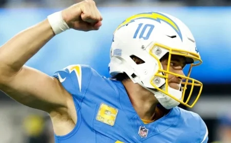 Justin Herbert Shines as Chargers Defeat Steelers 25-10