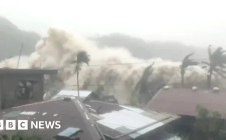 Typhoon Strikes, Waves Batter Philippines Coastline