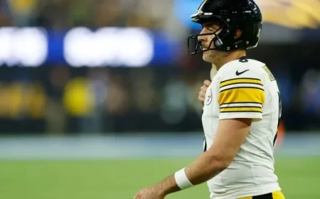 Aaron Rodgers Critiques Own Performance in Steelers Loss: “I Must Improve”