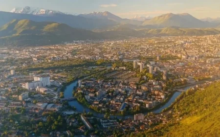 E.Cuenot-Hodister, P. Jayet, M. Lafrasse Publish “Grenoble, Alpine Metropolis”