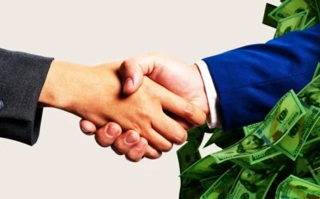 Hedge Fund Billionaires Urge Portfolio Managers, Staff to Remain