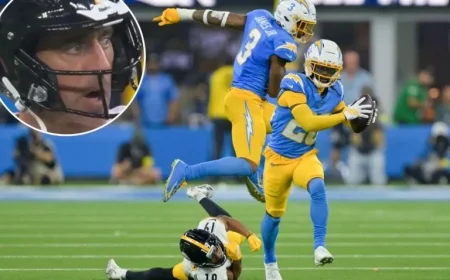 Aaron Rodgers Reacts Strongly to Steelers Receiver’s Error