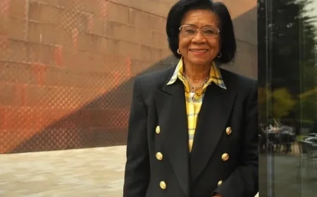 San Francisco Honors Trailblazing Journalist Belva Davis at Grace Cathedral