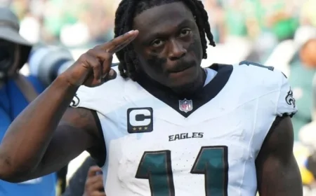 Eagles’ Brown Set to Play Monday Against Packers