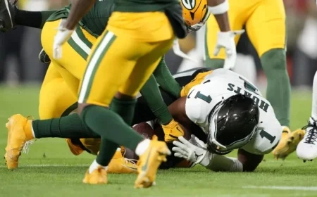 Eagles and Packers Enter Halftime 0-0 in Monday Night Football