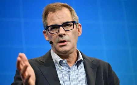 CoreWeave Reports $56B Revenue, but Shares Dip Amid AI Bubble Concerns