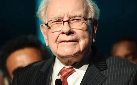 Warren Buffett Quietly Steps Down as Berkshire Hathaway CEO: Read His Farewell Letter