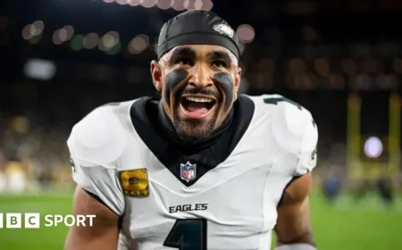 DeVonta Smith’s Touchdown Seals Eagles’ 10-7 Victory Over Packers