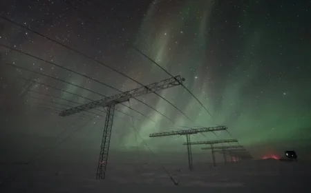 Expanding Earth’s Magnetic Field Weak Spot Alarms Scientists