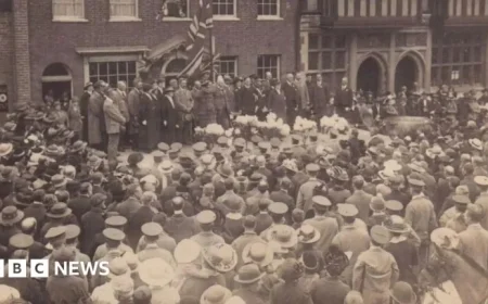 Surrey Town Hosts Historic First Two-Minute Silence