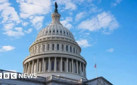 US Senate Approves Funding Bill, Averting Historic Government Shutdown