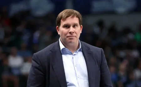 Mavs Owner Apologizes to Teen Fan in Luka Lakers Jersey Over Trade