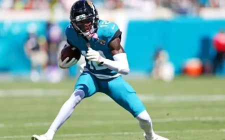 Jaguars’ Hunter Undergoes Surgery, Sidelines Him for Season