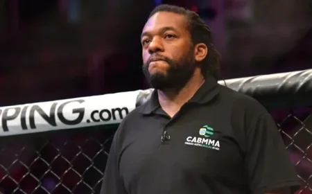 Herb Dean Discusses Eye Poke Rule Changes, Praises Sean Strickland as Gold Standard